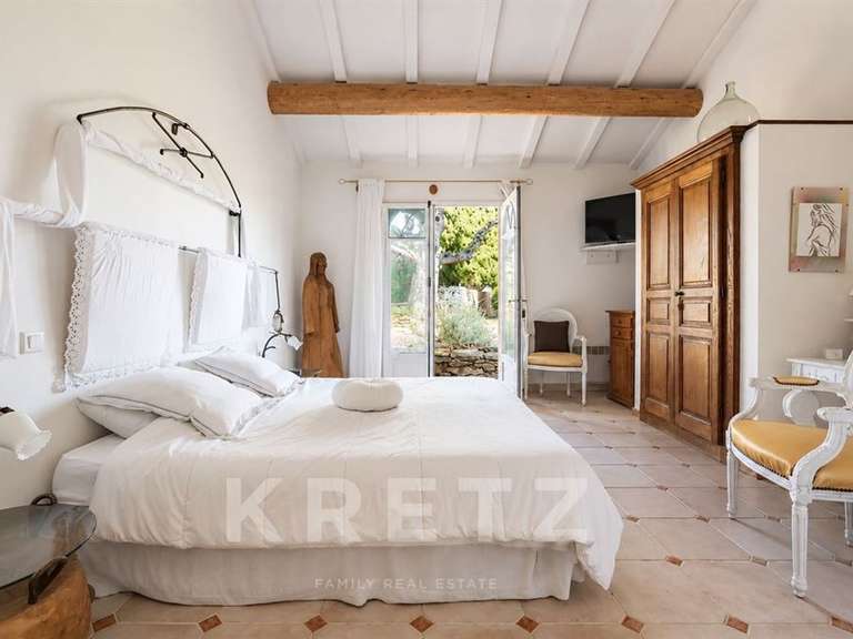 Propriété Saint-Florent - 8 chambres - 600m²