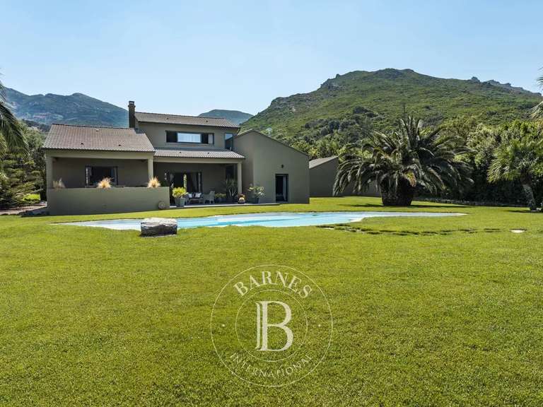 Villa Saint-Florent - 4 chambres - 220m²