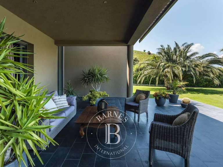 Villa Saint-Florent - 4 chambres - 220m²