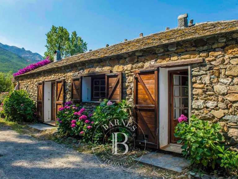 Villa Saint-Florent - 8 chambres - 270m²