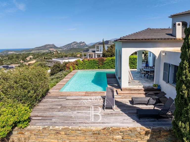 Villa Saint-Florent - 6 chambres - 310m²