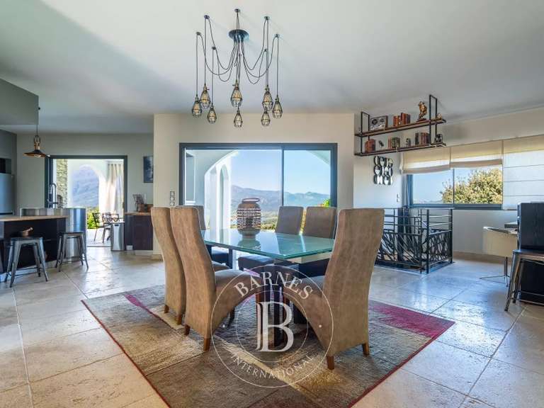 Villa Saint-Florent - 6 chambres - 310m²