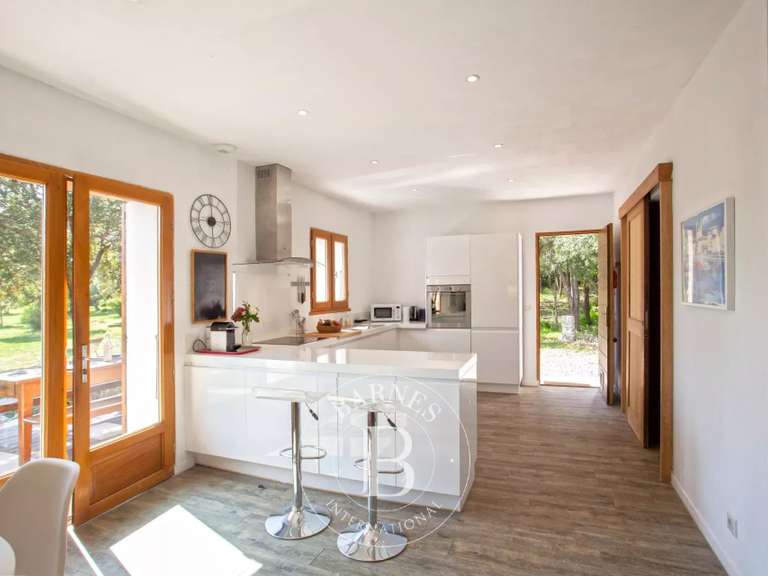 Villa Saint-Florent - 8 chambres - 270m²