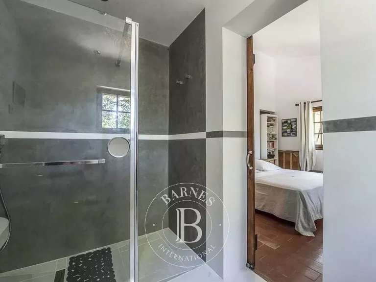 Villa Saint-Florent - 8 chambres - 270m²