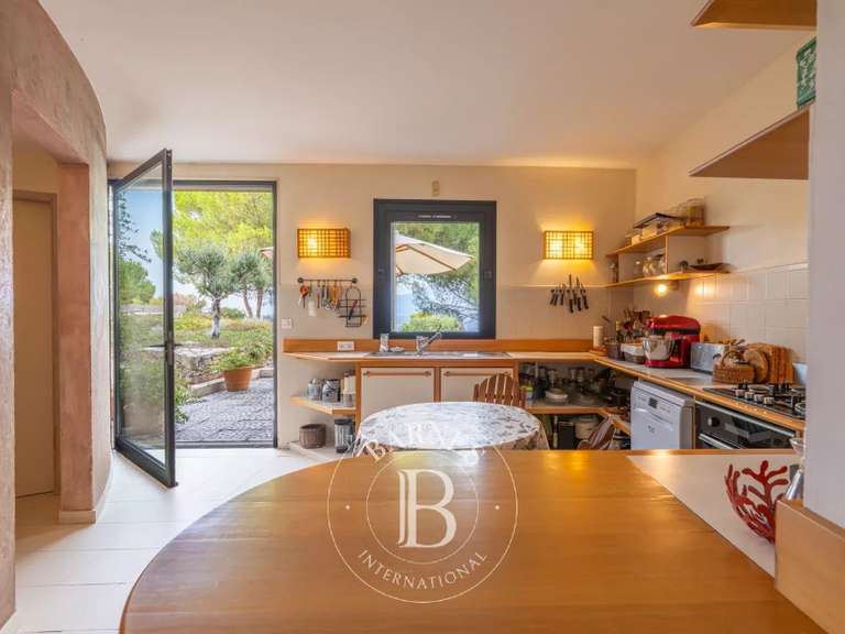 Villa Saint-Florent - 6 chambres - 300m²