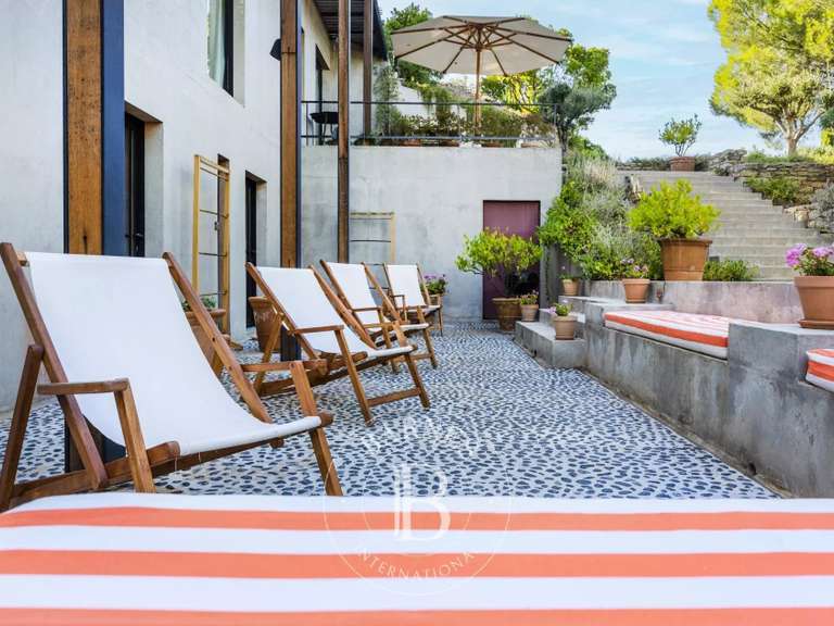 Villa Saint-Florent - 6 chambres - 300m²