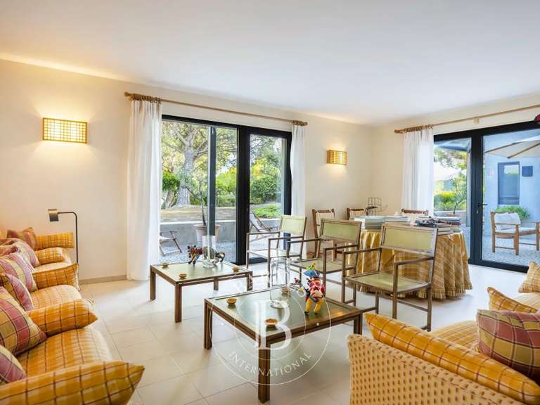 Villa Saint-Florent - 6 chambres - 300m²