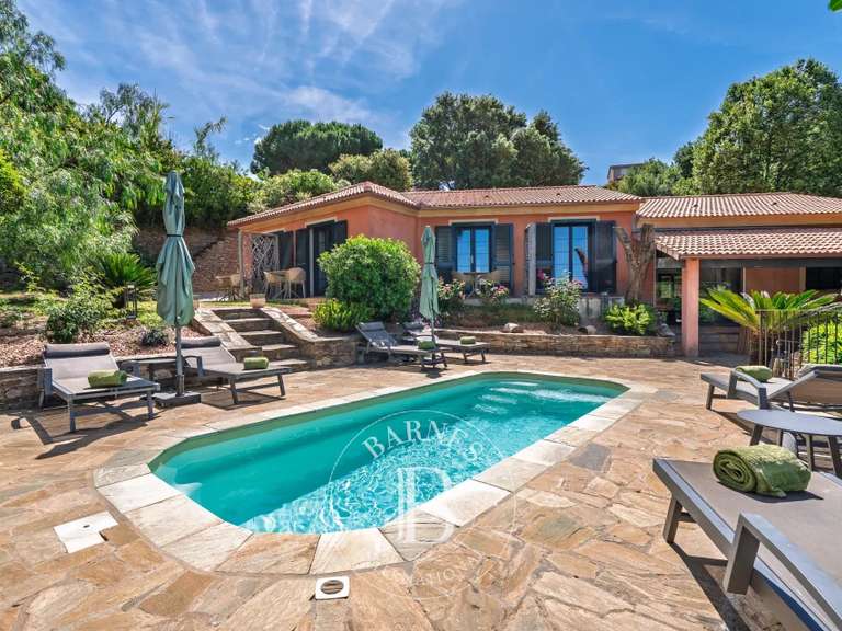 Villa Saint-Florent - 4 chambres - 200m²