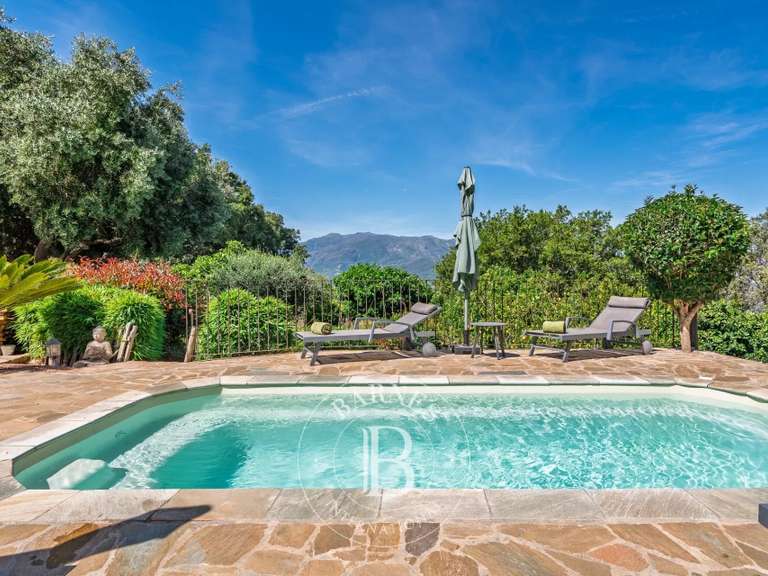 Villa Saint-Florent - 4 chambres - 200m²