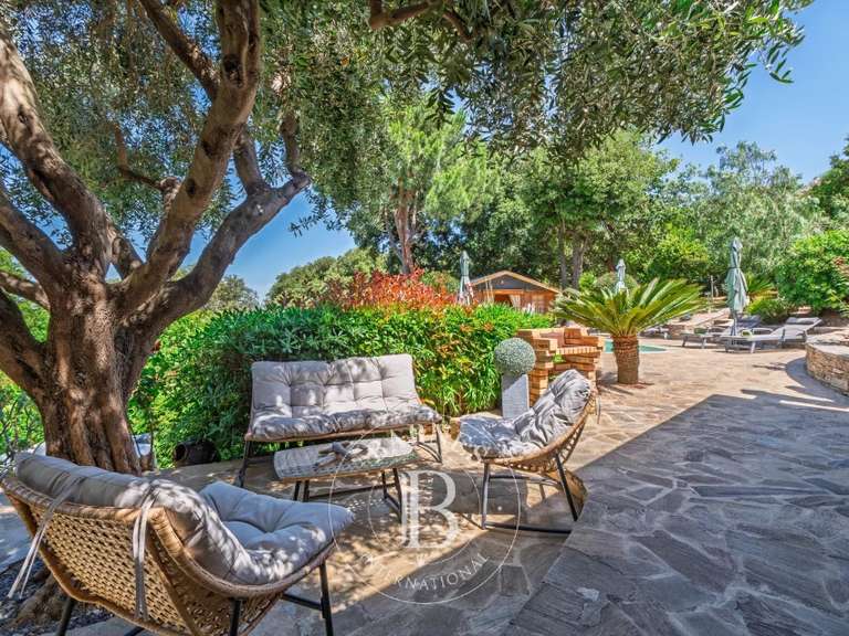 Villa Saint-Florent - 4 chambres - 200m²