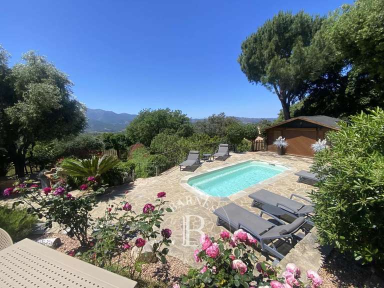 Villa Saint-Florent - 4 chambres - 200m²