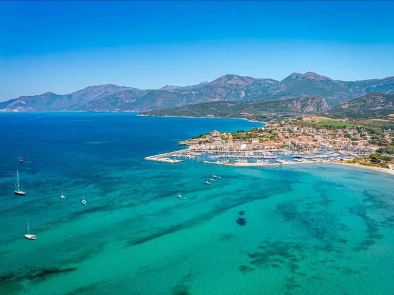 Villa Saint-Florent - 8 chambres - 600m²