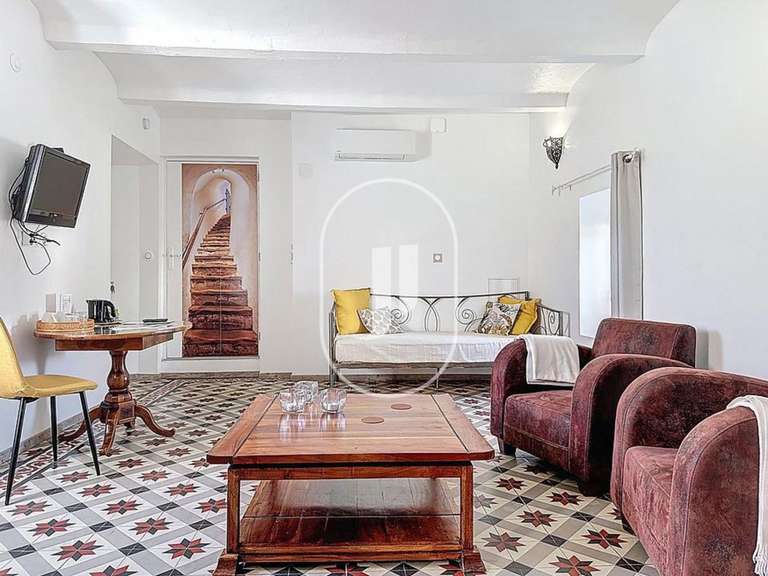 Maison Saint-Florent-sur-Auzonnet - 5 chambres - 375m²