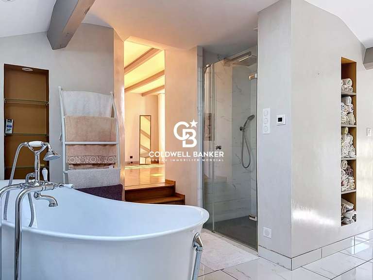 House Saint-Fort-sur-le-Né - 4 bedrooms - 379m²