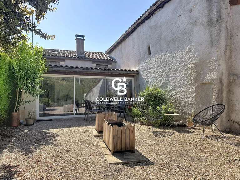 House Saint-Fort-sur-le-Né - 4 bedrooms - 379m²