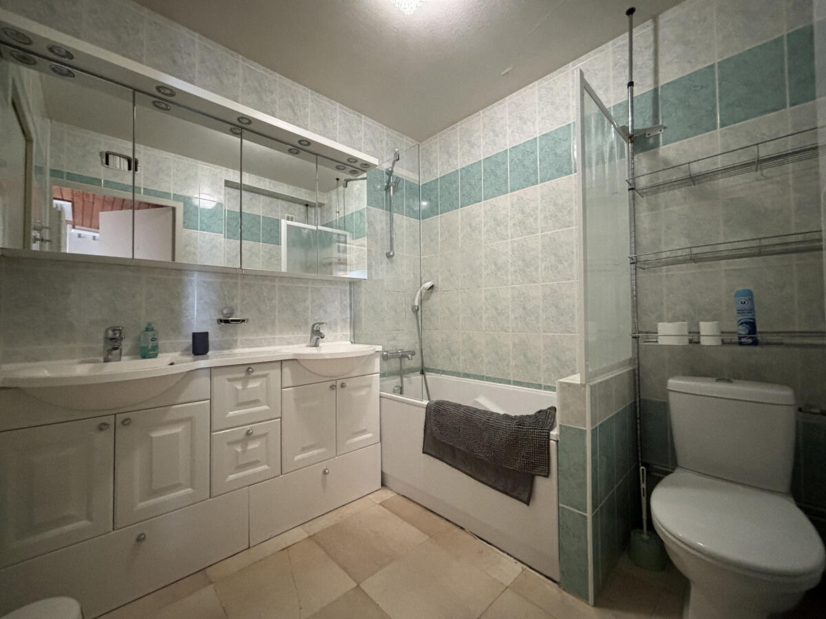 Apartment Saint-François-Longchamp