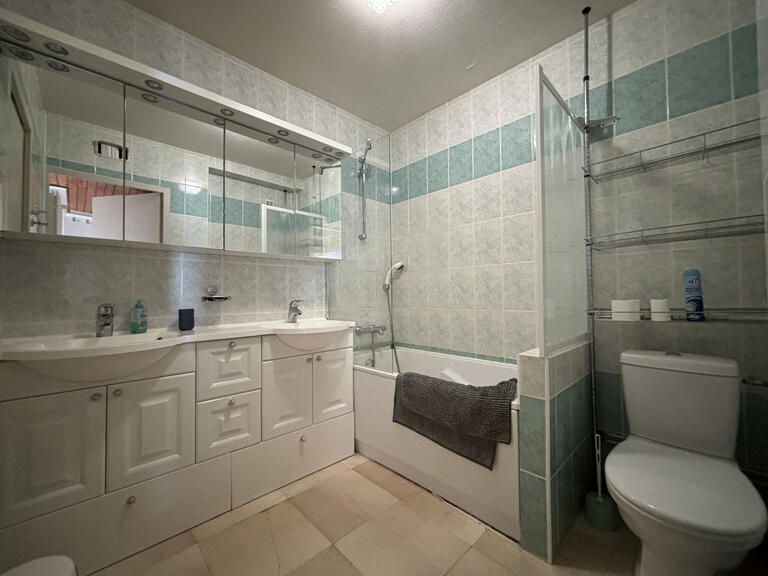 Apartment Saint-François-Longchamp - 3 bedrooms - 102m²