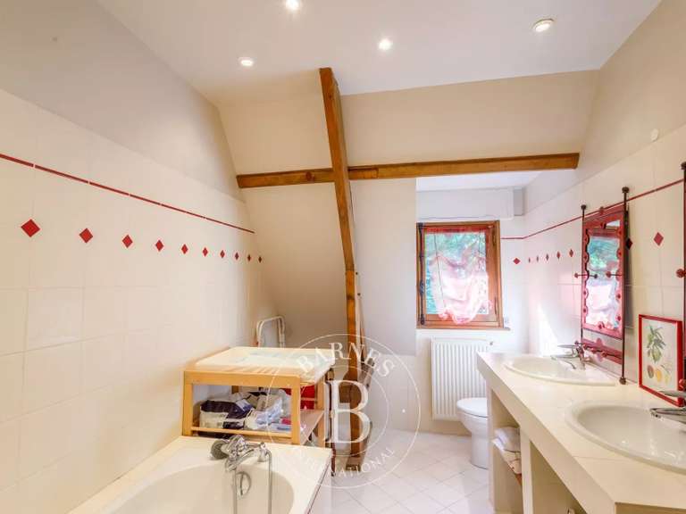 Maison Saint-Gatien-des-Bois - 5 chambres - 240m²