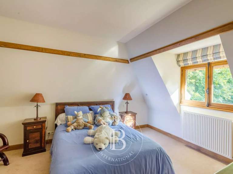 Maison Saint-Gatien-des-Bois - 5 chambres - 240m²