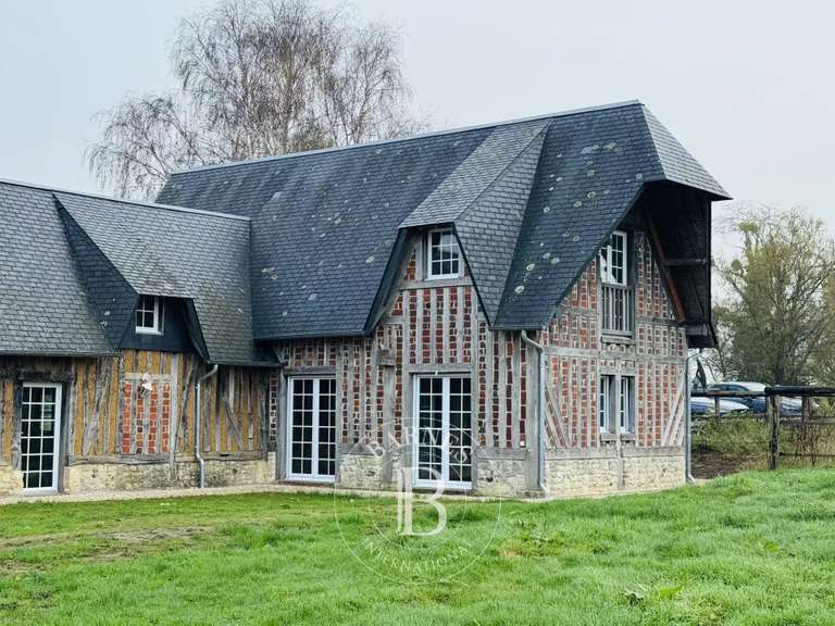 Maison Saint-Gatien-des-Bois - 6 chambres - 211m²