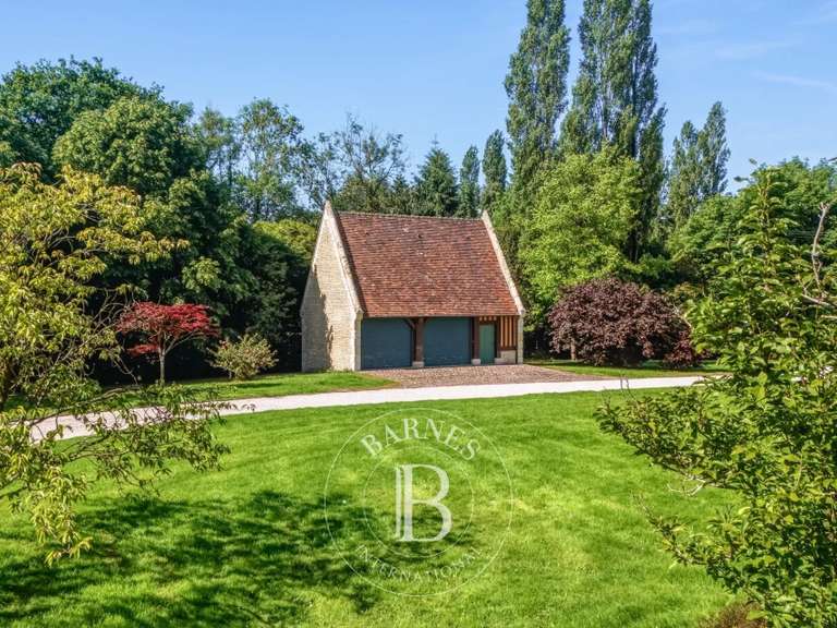 Maison Saint-Gatien-des-Bois - 5 chambres - 300m²
