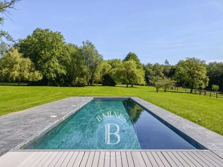 Maison Saint-Gatien-des-Bois - 5 chambres - 300m²
