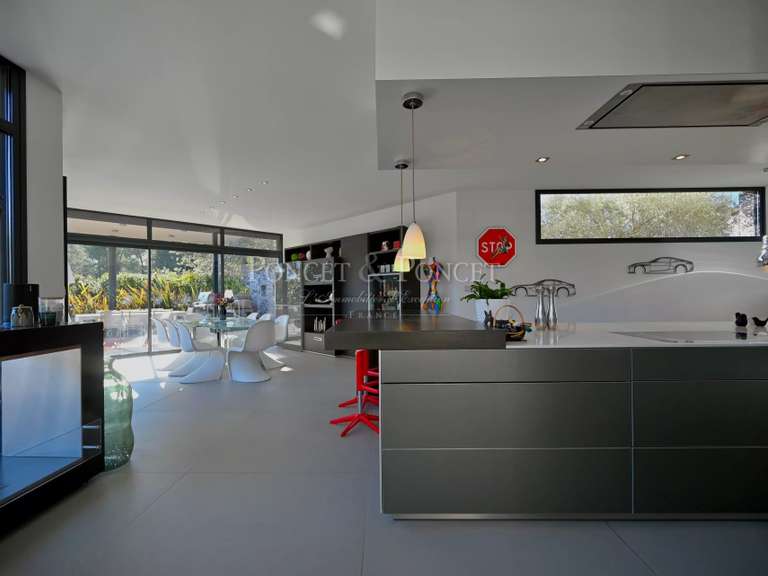 Maison Saint-Gély-du-Fesc - 5 chambres - 375m²