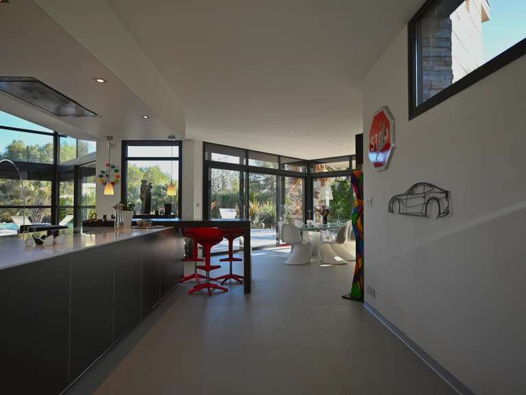 Maison Saint-Gély-du-Fesc - 5 chambres - 375m²