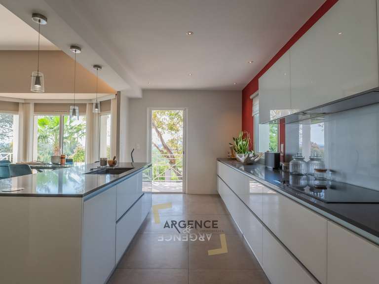 Maison Saint-Gély-du-Fesc - 4 chambres - 180m²