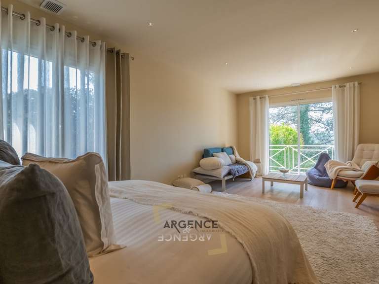 Maison Saint-Gély-du-Fesc - 4 chambres - 180m²