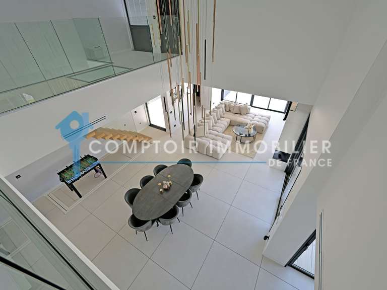 Villa Saint-Gély-du-Fesc - 5 chambres - 230m²