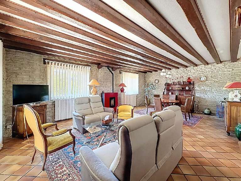 Maison Saint-Gengoux-de-Scissé - 272m²