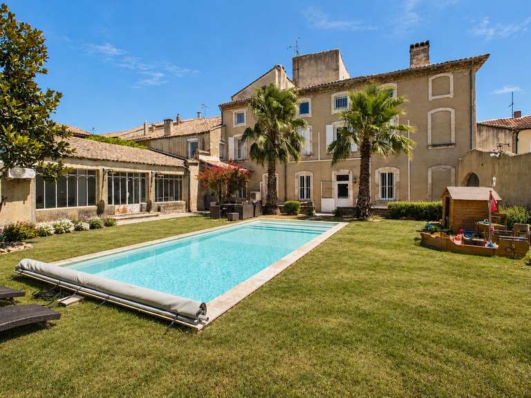 Maison Saint-Geniès-de-Comolas - 6 chambres - 434m²