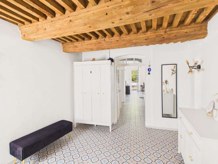 Maison Saint-Geniès-de-Comolas - 6 chambres - 434m²