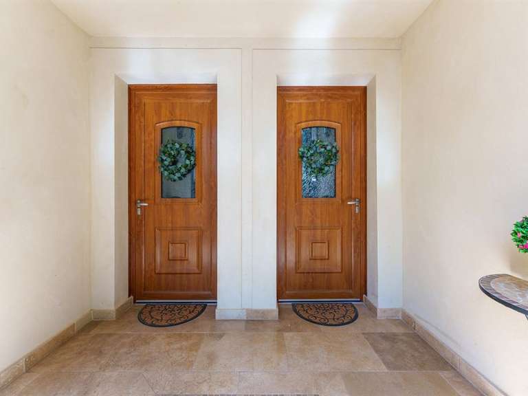 Maison Saint-Geniès-de-Fontedit - 5 chambres - 250m²