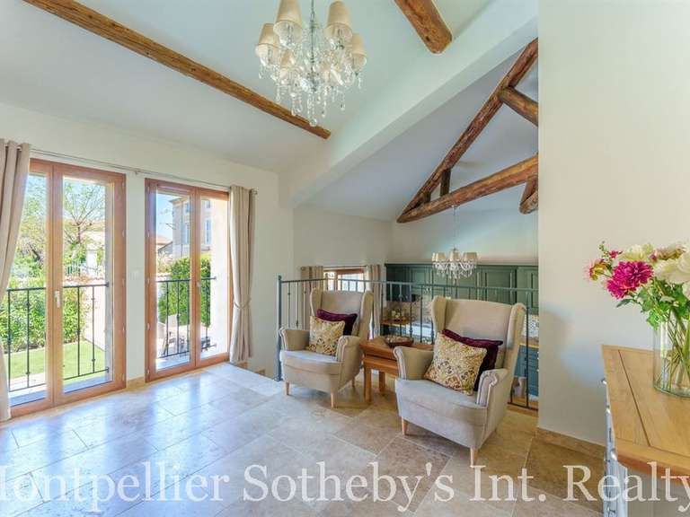 Maison Saint-Geniès-de-Fontedit - 5 chambres - 250m²