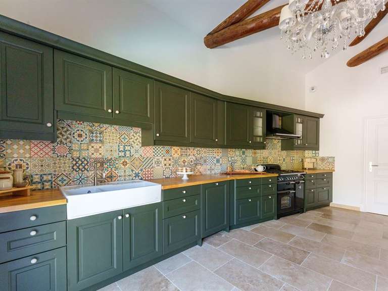 House Saint-Geniès-de-Fontedit - 5 bedrooms - 250m²