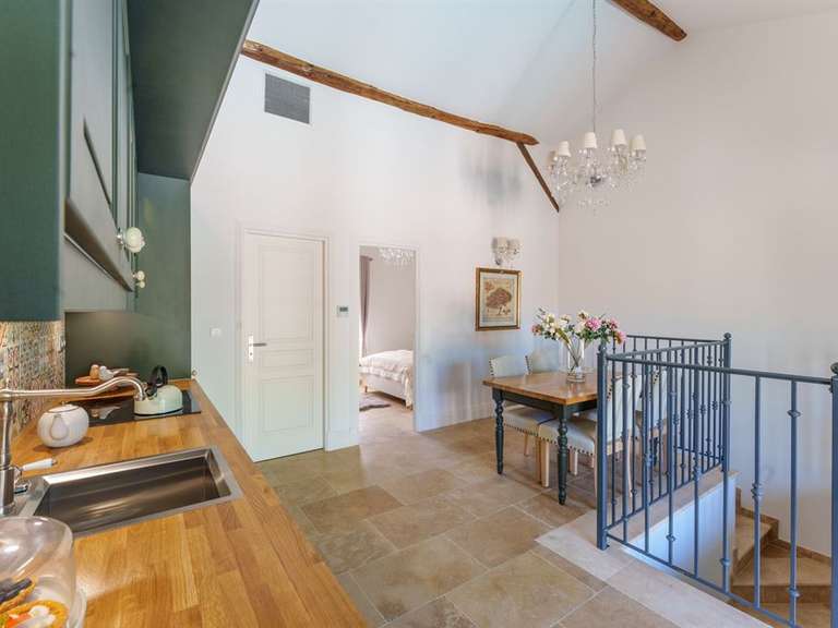 Maison Saint-Geniès-de-Fontedit - 5 chambres - 250m²