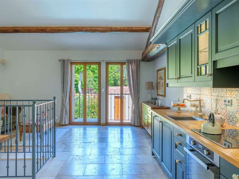 Maison Saint-Geniès-de-Fontedit