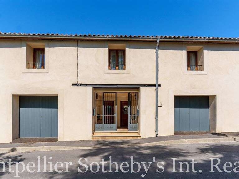 Maison Saint-Geniès-de-Fontedit - 5 chambres - 250m²