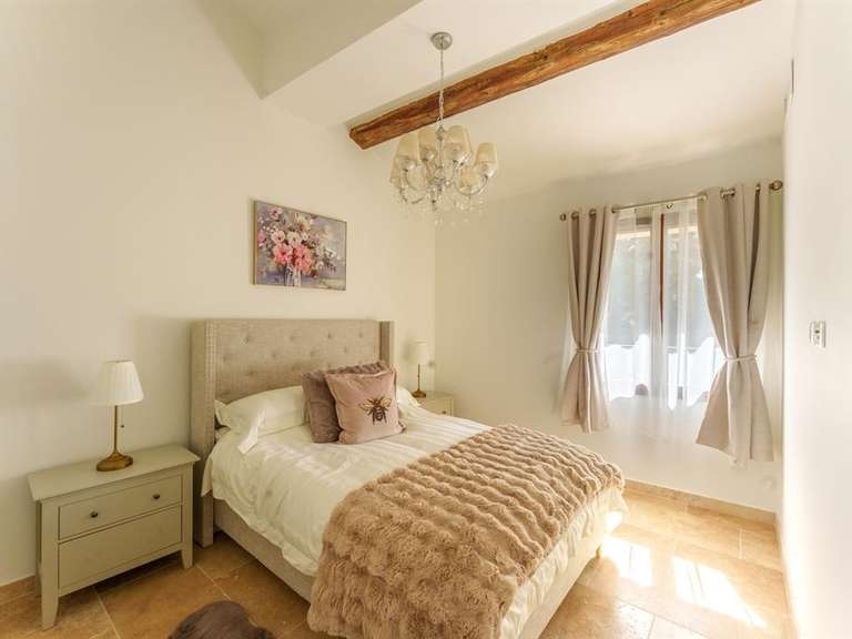 Maison Saint-Geniès-de-Fontedit - 5 chambres - 250m²