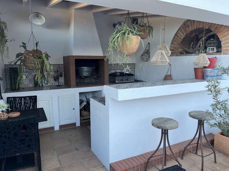 Maison Saint-Génis-des-Fontaines - 3 chambres - 315m²