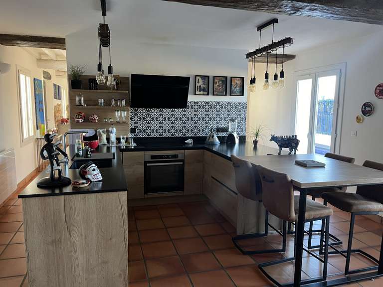 Maison Saint-Génis-des-Fontaines - 3 chambres - 315m²