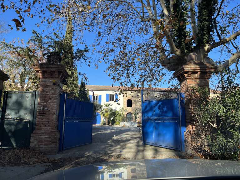 Maison Saint-Génis-des-Fontaines - 3 chambres - 315m²