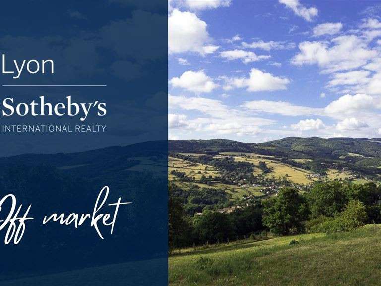 Maison Saint-Genis-Laval - 5 chambres - 240m²