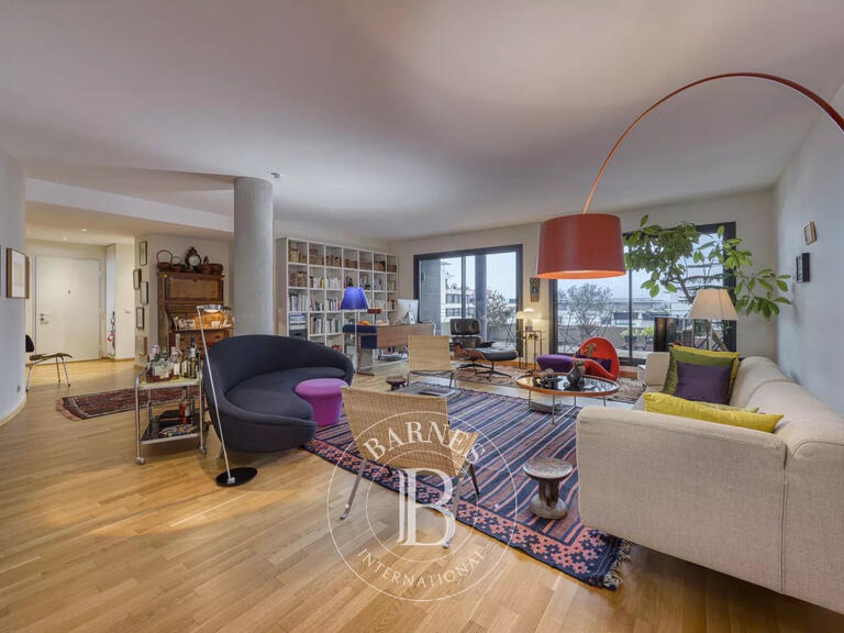 Apartment Saint-Genis-Pouilly - 4 bedrooms - 210m²