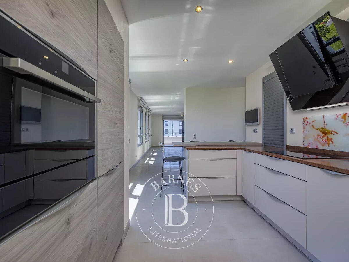 Apartment Saint-Genis-Pouilly