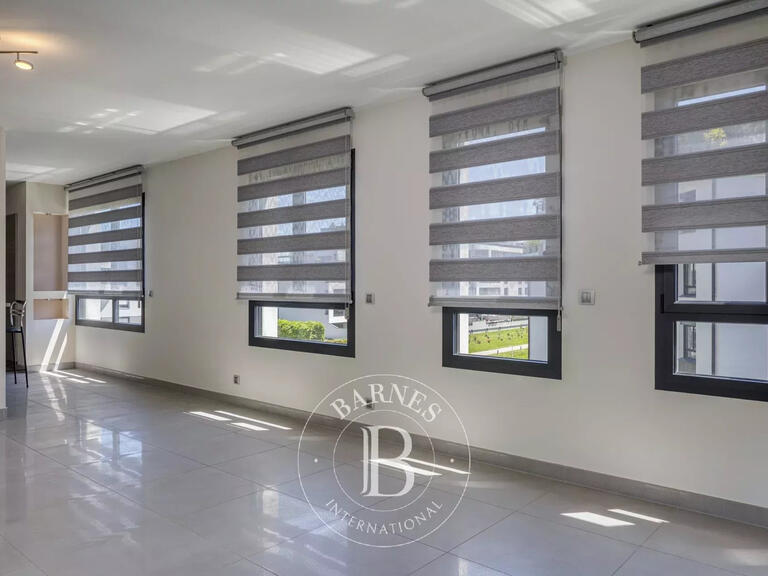 Apartment Saint-Genis-Pouilly - 3 bedrooms - 161m²