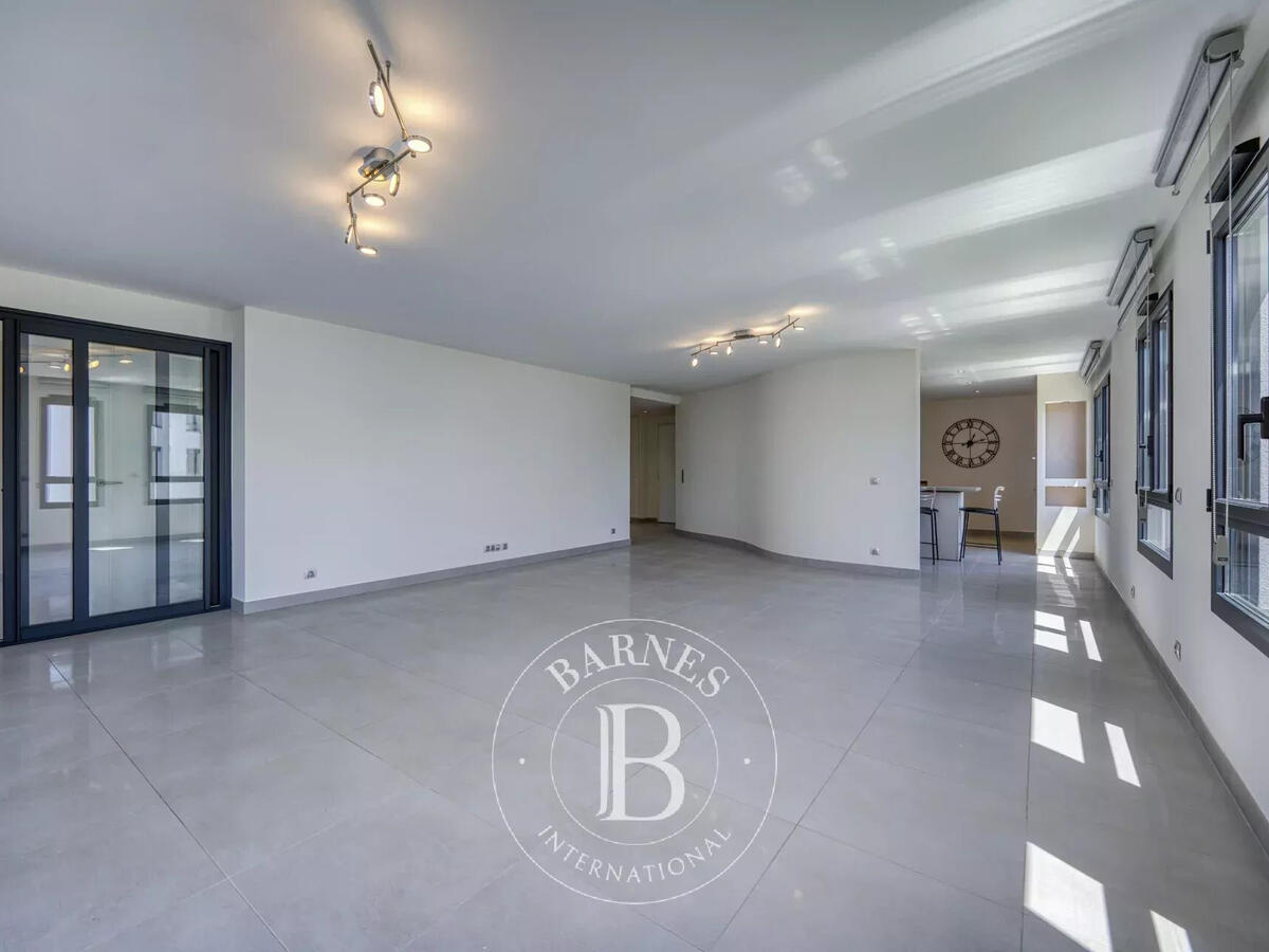 Apartment Saint-Genis-Pouilly