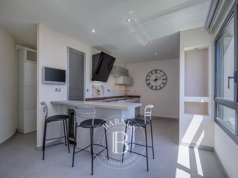 Apartment Saint-Genis-Pouilly - 3 bedrooms - 161m²